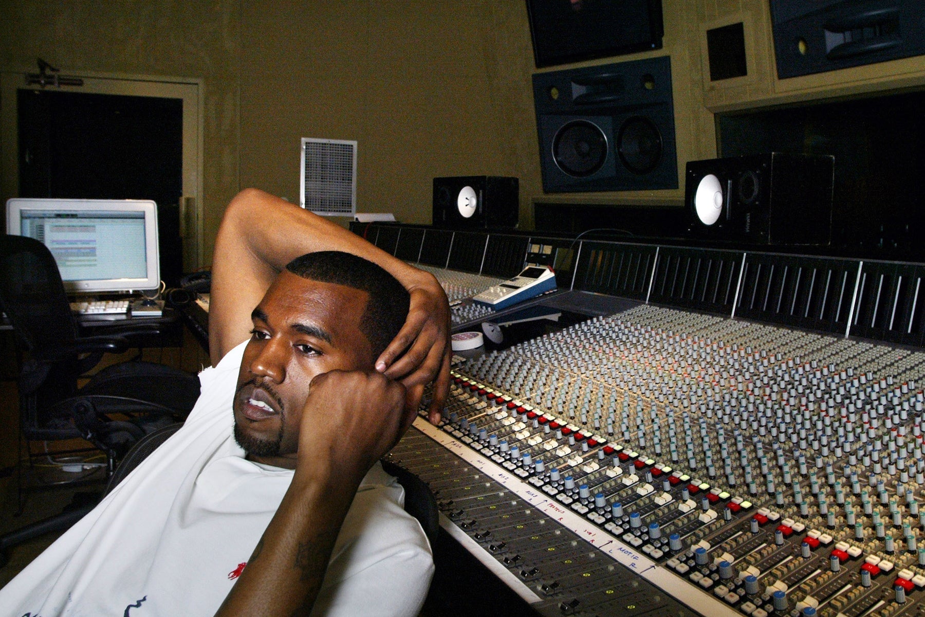 This Is How Artists Actually Build Songs That Work (And Why Beats Are Only the Beginning)