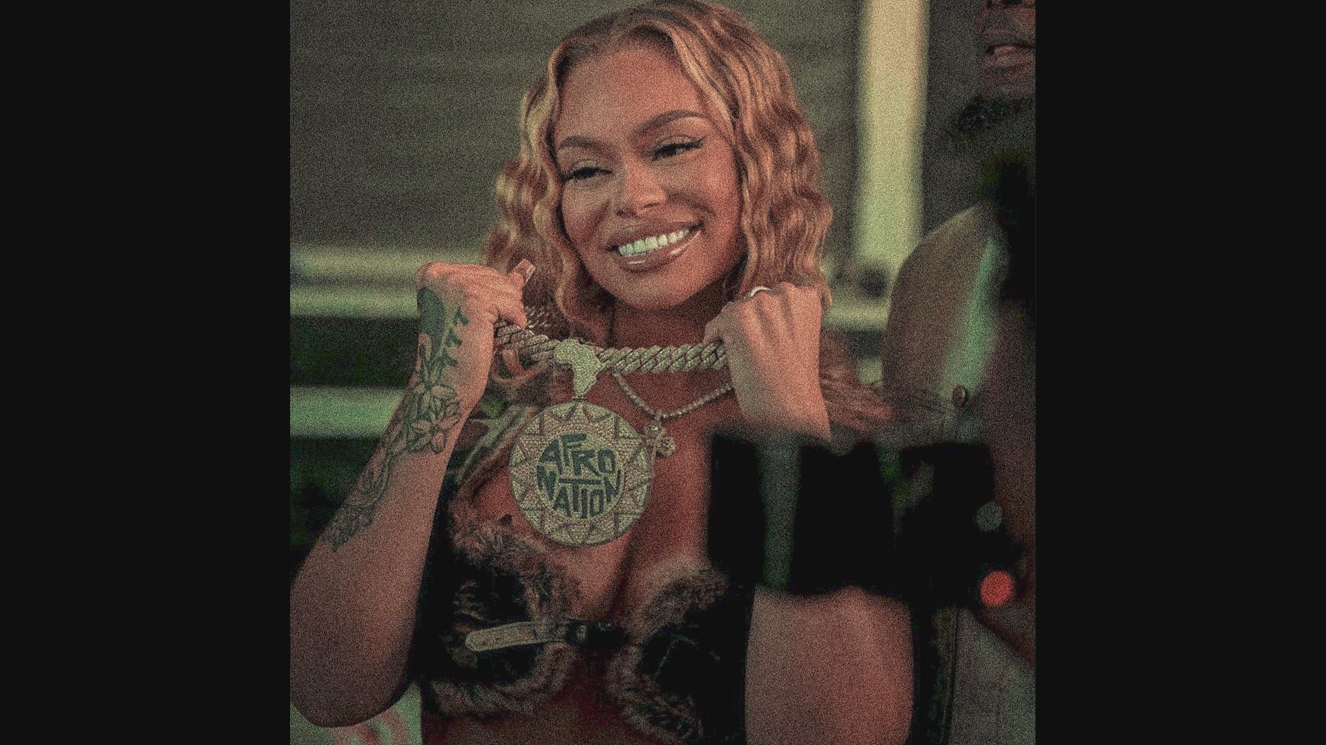 Load video: SKELETON .WAV